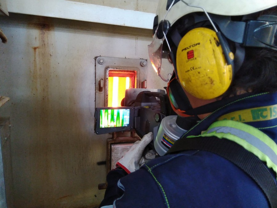 Controlli di termografia con termocamera ad infrarossi
