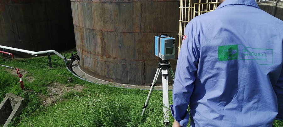 Ispezione e controllo della verticalità di serbatori di stoccaggio con tecnologia Laser Scan 3D.