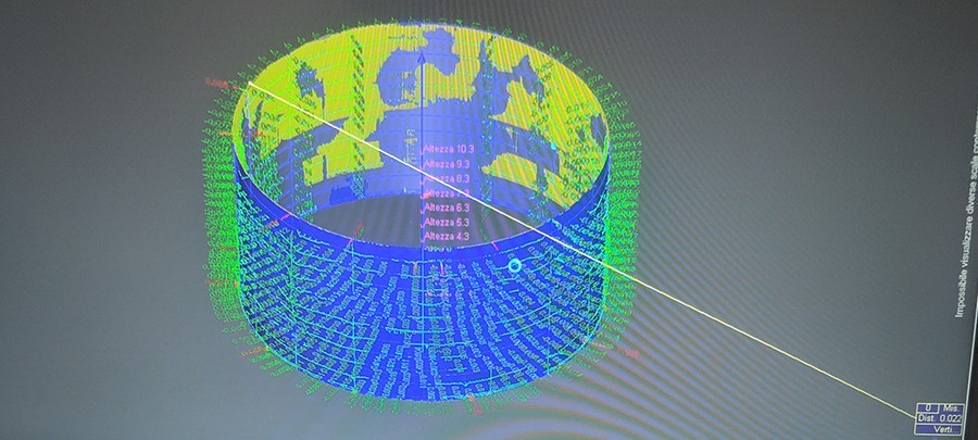 Ispezione e controllo della verticalità di serbatori di stoccaggio con tecnologia Laser Scan 3D.